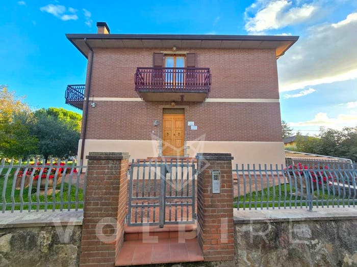 Casa con 6 locali in vendita in Via del Campanile, San Terenziano, Gualdo Cattaneo