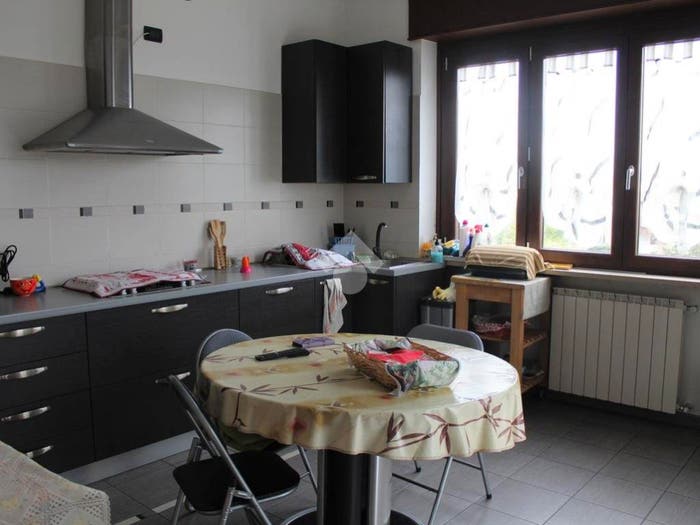Appartamento trilocale in vendita in Via Provinciale, Castelletto, Momo