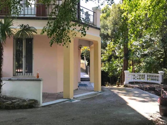 Appartamento quadrilocale in vendita in Via Don Biagio Tiscornia, Graveglia, Cogorno