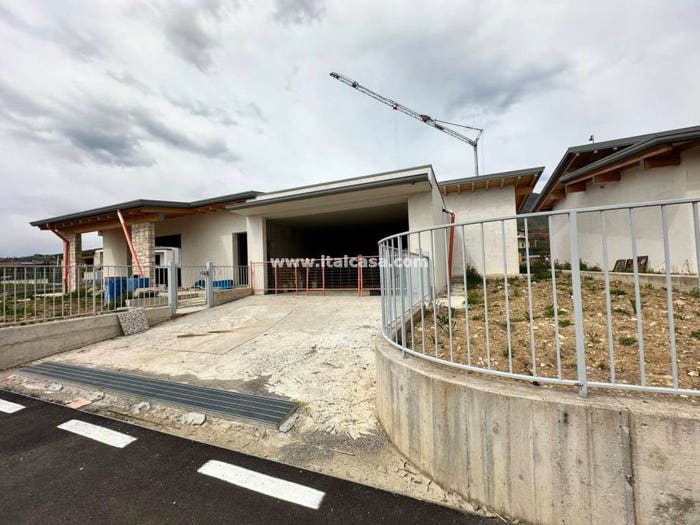 Casa quadrilocale in vendita in Casco, Cenate Sopra