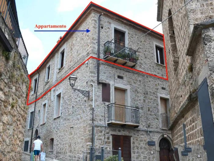 Appartamento quadrilocale in vendita in Via Pontini, San Chirico Raparo