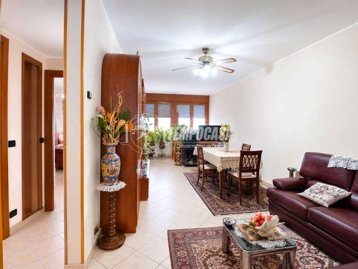 Appartamento trilocale in vendita in Via Monte San Gabriele, Cittadella Villaggio Dalmazia, Novara