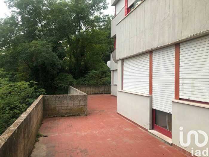 Appartamento con 6 locali in vendita in Via Bonconte da Montefeltro, Centro, Urbino