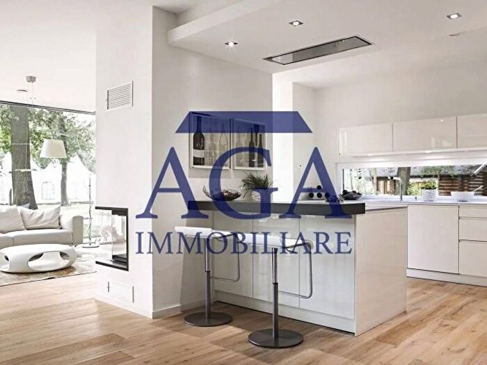 Casa con 6 locali in vendita in Favorita, Venezia