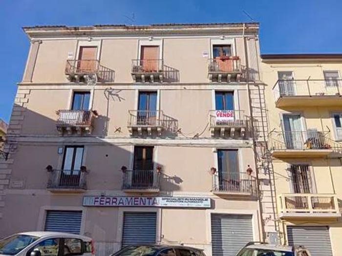 Appartamento con 5 locali in vendita in Via Mario Paola, Nicastro Sambiase, Lamezia Terme