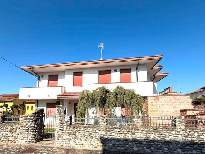 Casa con 6 locali in vendita in Via Roma, Centro, Pettorazza Grimani