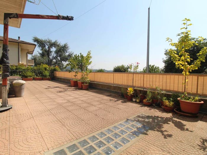 Appartamento con 5 locali in vendita in Via Cornale, Centro, Arzignano