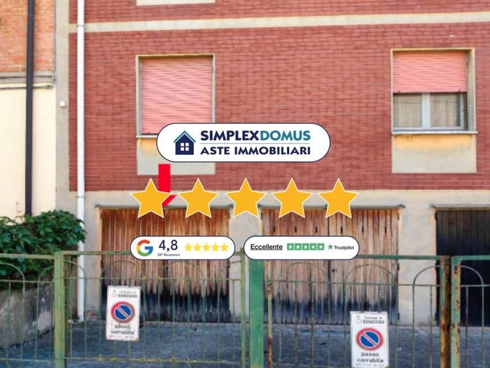 Appartamento quadrilocale in vendita in Via G Pascoli, Centro, Bondeno