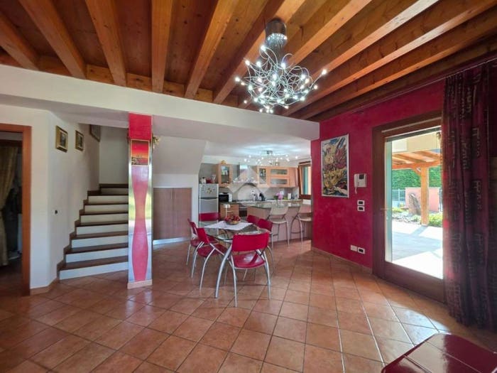 Casa con 6 locali in vendita in VIA VIA COGNARO, Villanova, Villanova di Camposampiero