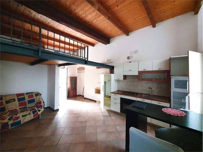 Appartamento bilocale in affitto in Via Ravona, San Fermo della Battaglia