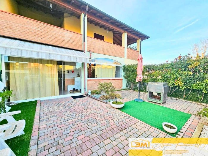 Casa trilocale in vendita in Via Valle Bertuzzi, Lido delle Nazioni, Comacchio