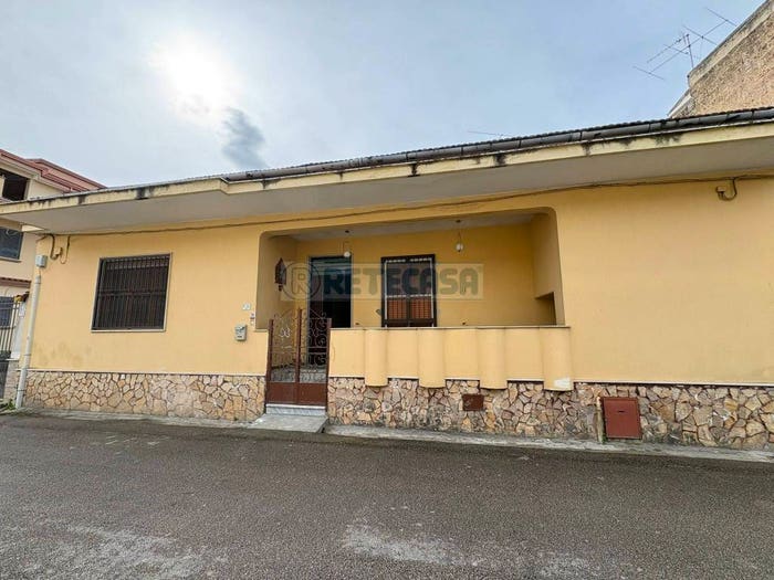 Casa quadrilocale in vendita in Via Foggia, Marcianise