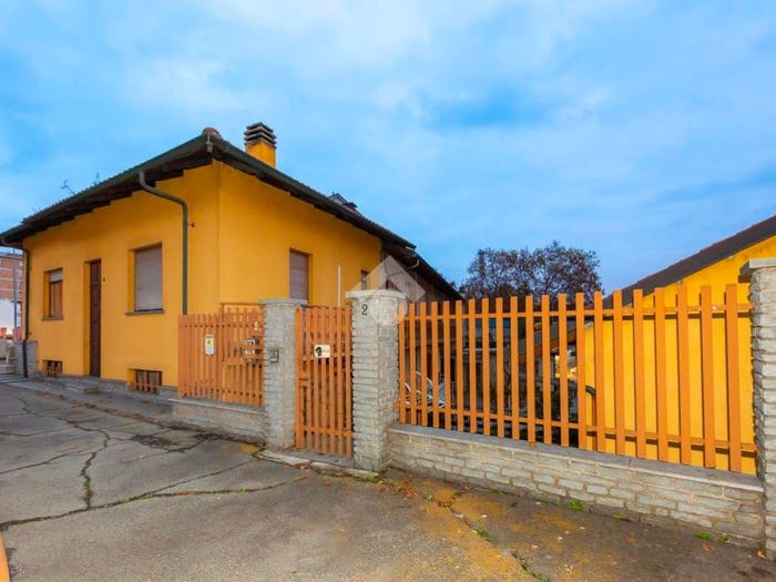 Casa quadrilocale in vendita in VIA TORINO, Centro, Beinasco