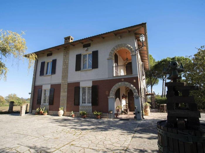 Casa con 6 locali in vendita in Centro, Montepulciano