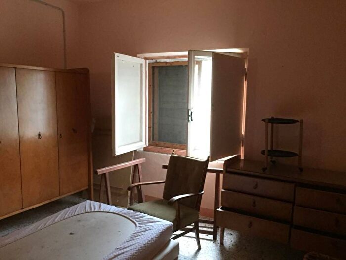 Casa in vendita in Canavaccio, Urbino