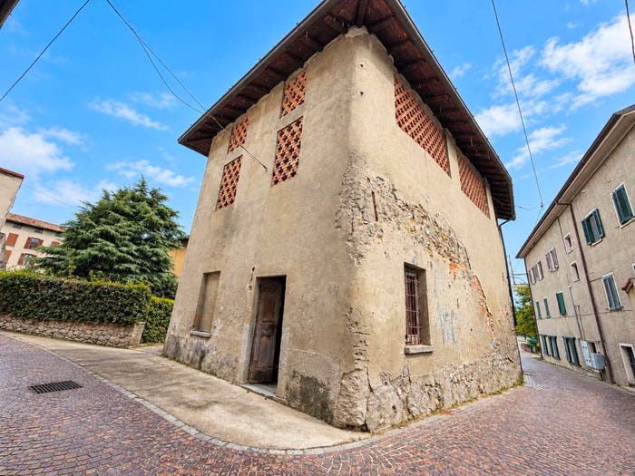 Casa con 5 locali in vendita in Via Caboto, Centro, Merone