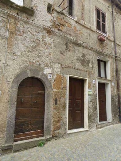 Appartamento con 5 locali in vendita in Centro, Barbarano Romano