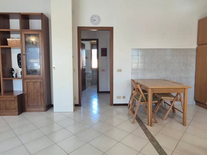 Appartamento trilocale in vendita in Marina di Massa Centro, Massa