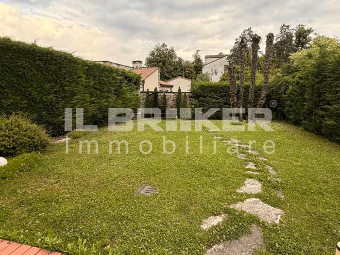 Appartamento quadrilocale in vendita in Via Antonio Vivaldi, Centro, Montegrotto Terme