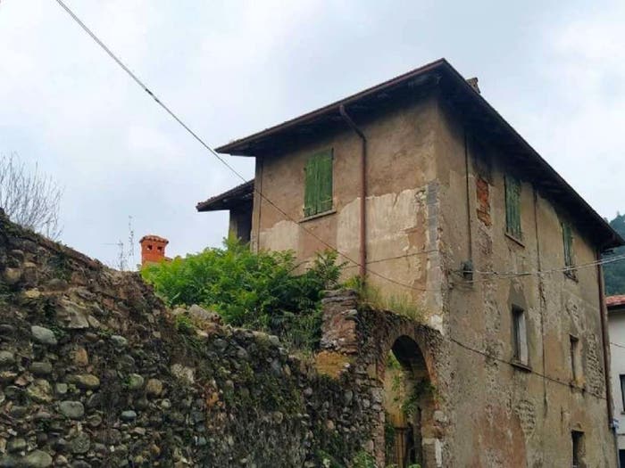 Casa con 6 locali in vendita in via SAN GIULIANO, Centro, Alzano Lombardo