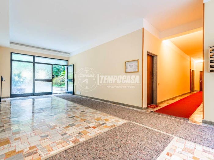 Appartamento bilocale in vendita in Viale Papiniano, Corso Genova, Milano