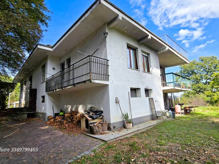 Casa con 6 locali in vendita in Centro, Valperga