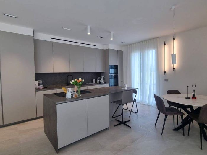 Appartamento quadrilocale in vendita in Via dei Colli Storici, Rivoltella, Desenzano del Garda