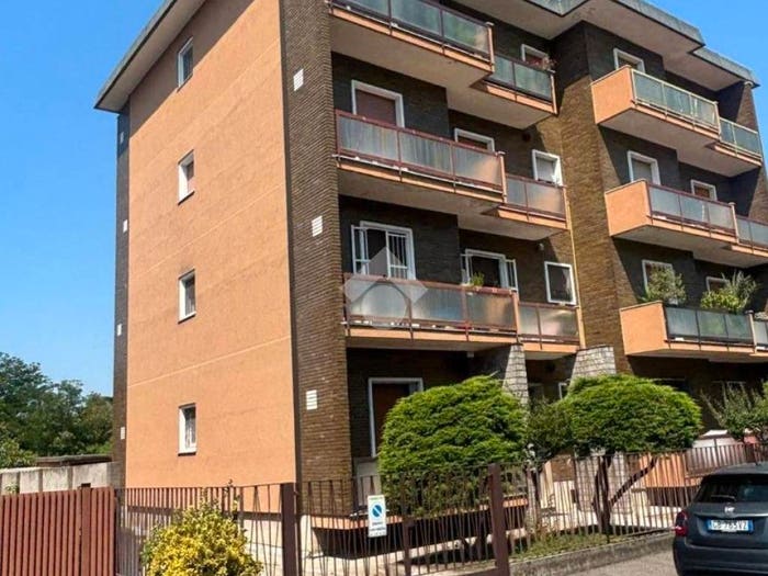 Appartamento trilocale in vendita in Via A Sciesa, San Pietro Pace, Rho