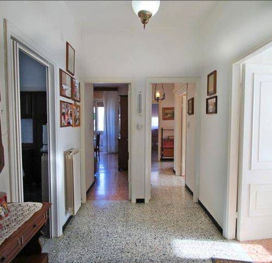 Appartamento con 5 locali in vendita in Via Del Popolo, Centro, Fivizzano