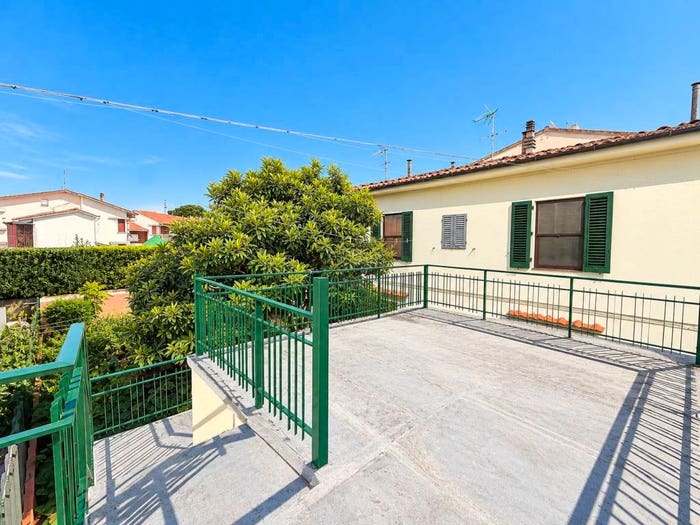 Casa con 5 locali in vendita in Via Luigi Lazzeri, Pretura Sanzio, Empoli
