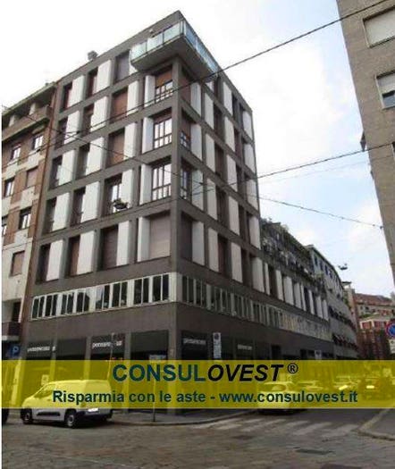 Appartamento trilocale in vendita in Via Lentasio, Missori, Milano