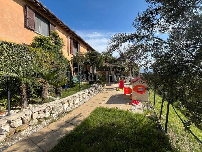 Casa bilocale in vendita in Fornole, Amelia