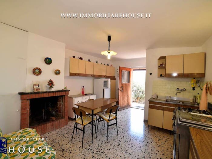 Appartamento quadrilocale in vendita in Via Amerigo Vespucci, Bolsena