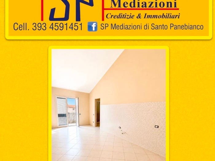 Appartamento trilocale in vendita in Via Lucio Lupo, Centro, Riposto