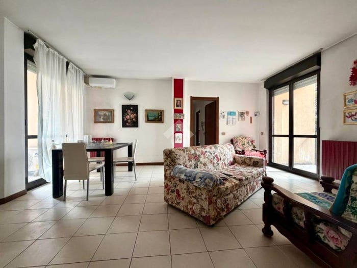 Appartamento quadrilocale in vendita in Via Borgo Palazzo, Celadina Boccaleone, Bergamo