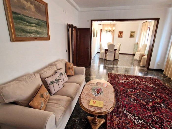 Appartamento con 5 locali in vendita in CORSO DEL POPOLO, Centro Storico, Chioggia