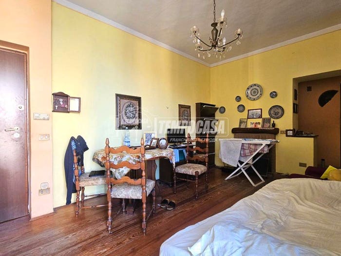 Appartamento trilocale in vendita in Via Senatore Avogadro, Vigliano Biellese