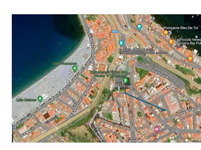 Casa con 5 locali in vendita in Via Tenente San Mollica, Centro, Scilla