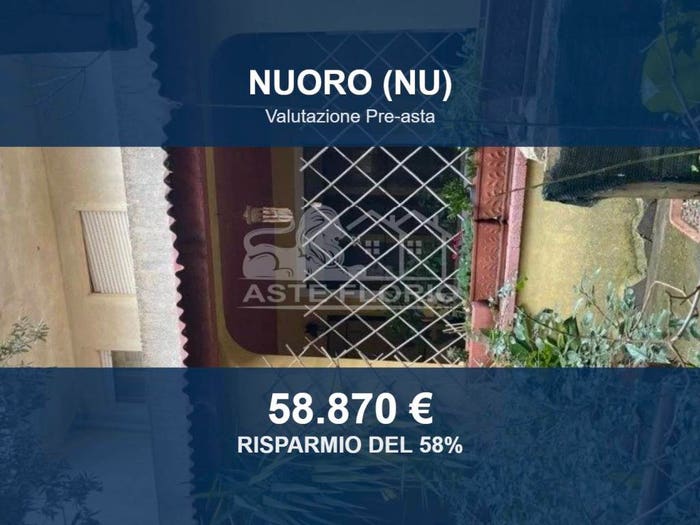 Appartamento quadrilocale in vendita in Via Luigi Oggiano, Centro, Nuoro