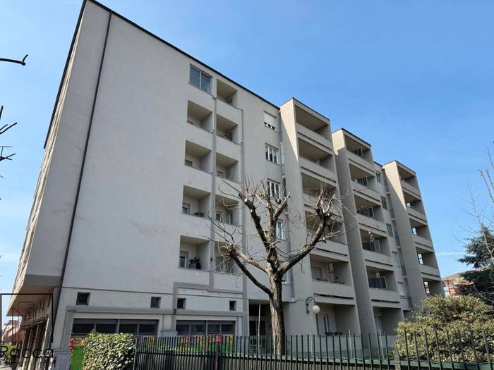 Appartamento quadrilocale in vendita in Viale Regina Elena, Centro, Fossano