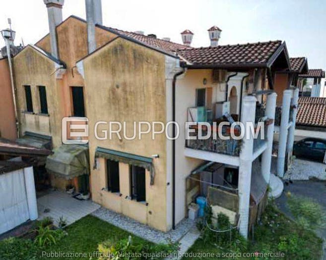 Appartamento quadrilocale in vendita in via di Mezzo, Cecchini, Pasiano di Pordenone