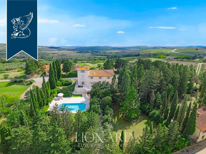 Casa con 6 locali in vendita in Montespertoli
