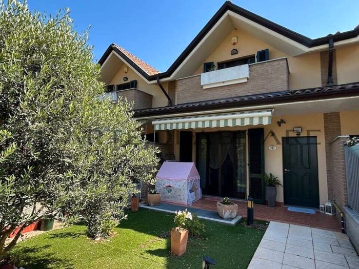Casa trilocale in vendita in Via per Cantalupo, Origgio