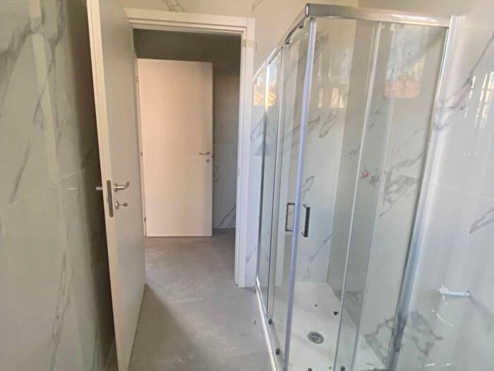 Appartamento bilocale in vendita in Via Borgo Adda, Città Bassa Laghi, Lodi