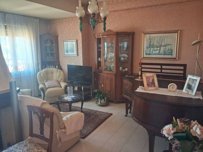 Appartamento quadrilocale in vendita in Via Montello, Centro, Avezzano