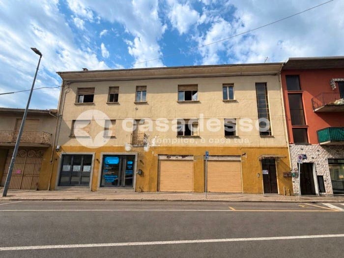 Appartamento con 6 locali in vendita in Via Novara, Centro, Romagnano Sesia