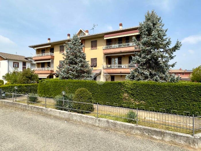 Appartamento quadrilocale in vendita in Via Giuseppe Verdi, Pasturana