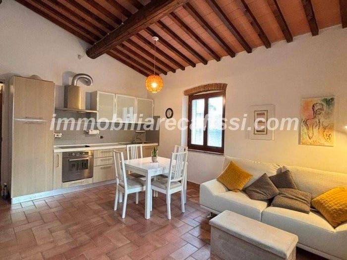 Appartamento bilocale in vendita in Via Vergheretana, Centro, Carmignano