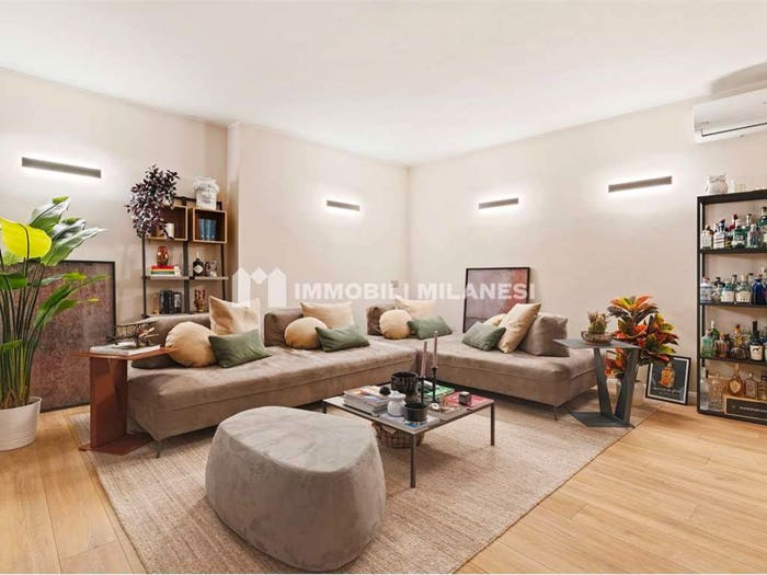 Appartamento trilocale in vendita in via tolstoj, Giambellino, Milano