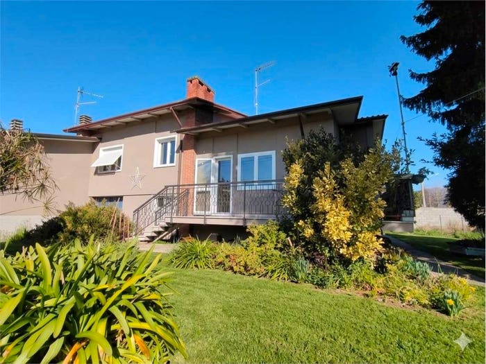 Casa con 5 locali in vendita in via grosseto, Avenza, Carrara